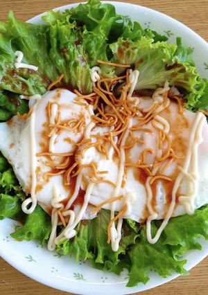 簡単！目玉焼きとレタスのてりやき風♪-レシピのメイン写真