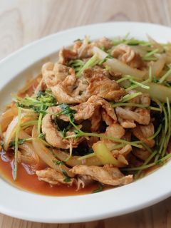 簡単♪豚肉と豆苗のコチュジャン炒め-レシピのメイン写真