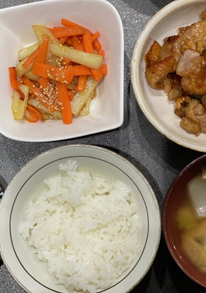 低フォド　夕飯の献立《もも肉くるみ和え》-レシピのメイン写真