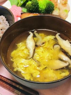 しいたけと卵のお味噌汁-レシピのメイン写真