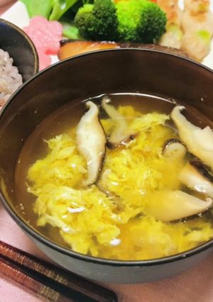 しいたけと卵のお味噌汁-レシピのメイン写真