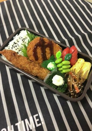 男子高校生弁当3/11コロッケ弁当-レシピのメイン写真