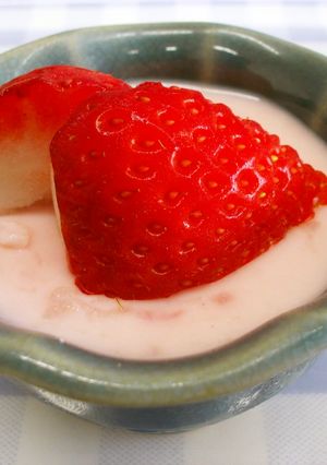 いちごのヨーグルトムース-レシピのメイン写真