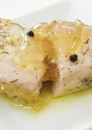 鬢長まぐろのコンフィ（ツナ）-レシピのメイン写真