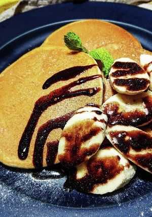 簡単!ふわふわチョコバナナパンケーキ-レシピのメイン写真