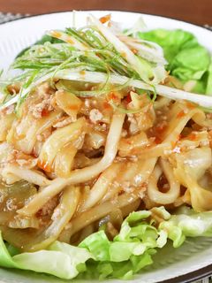 新生活応援!スタミナキャベツ肉味噌うどん-レシピのメイン写真