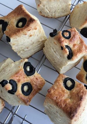 オリーブとチーズの全粒粉スコーン-レシピのメイン写真
