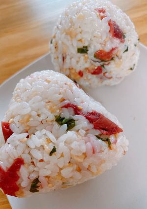 梅天かすのおにぎり-レシピのメイン写真