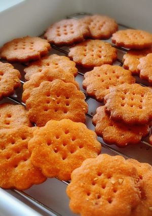 おつまみビスケット ≫トマトチーズ-レシピのメイン写真