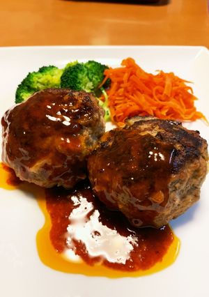 たったこれだけ！キムチハンバーグ-レシピのメイン写真