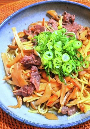 牛肉とたっぷりきのこの和風スパゲッティ-レシピのメイン写真