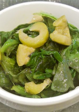 大ヒットな好相性　春菊×オリーブ-レシピのメイン写真