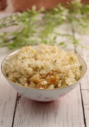 春の炊き込みご飯！新玉葱と菜の花-レシピのメイン写真