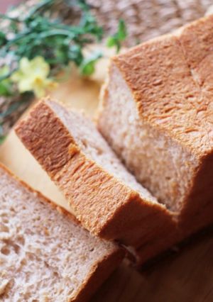 ふんわり美味しい♡低糖質全粒粉の角食パン-レシピのメイン写真