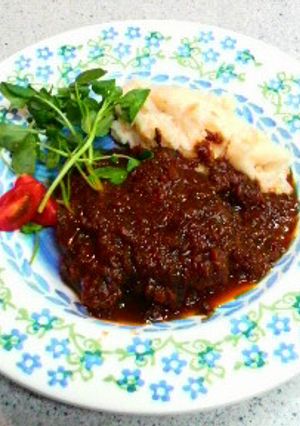 牛すね肉の田舎風赤ワインソース煮-レシピのメイン写真