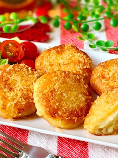 カリもちっ☆じゃがバターのチーズフライ-レシピのメイン写真