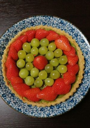 苺とぶどうのタルト、抹茶クリーム-レシピのメイン写真