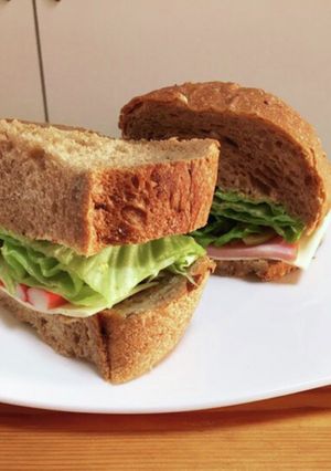 HBの食パンで♪ハム&カニカマサンド-レシピのメイン写真