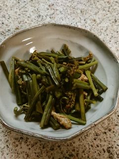 簡単!わらびのあく抜き-レシピのメイン写真