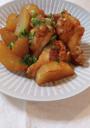 お出汁で炊く♪鶏手羽元と大根の照り煮-レシピのメイン写真
