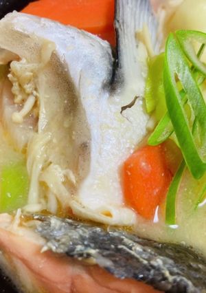 鮭のアラで!具だくさん石狩汁-レシピのメイン写真