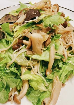 きのこの絶品ホットサラダ【おかずサラダ】-レシピのメイン写真
