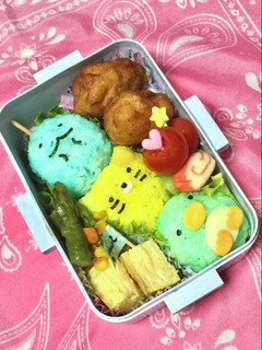 すみっコぐらしキャラ弁♡だんご三兄弟-レシピのメイン写真