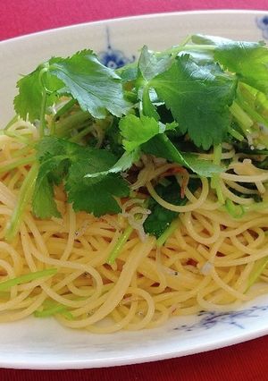 三つ葉とちりめんじゃこの和風パスタ-レシピのメイン写真