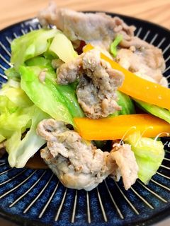 豚肉と春キャベツの塩麹炒め-レシピのメイン写真