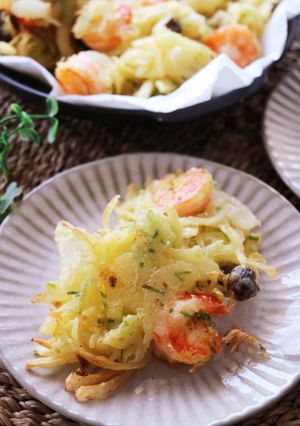 天ぷら粉で海老と玉ねぎのかき揚げ-レシピのメイン写真