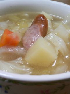 給料日前のお野菜た~っぷり食べるスープ♪-レシピのメイン写真