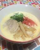 超簡単☆豚骨背脂！マヨしょう油らーめん♫