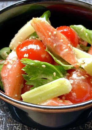 セロリトマト蟹カマの山葵胡麻マヨサラダ-レシピのメイン写真