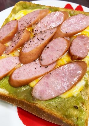アボカドソーセージチーズトースト-レシピのメイン写真