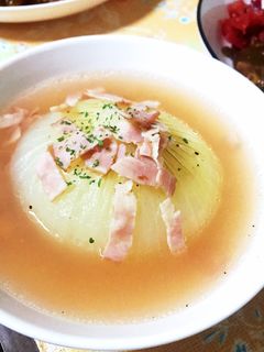 新玉ねぎの丸ごとスープ-レシピのメイン写真