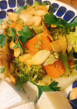 蒸し野菜とナッツのバーニャサラダ-レシピのメイン写真
