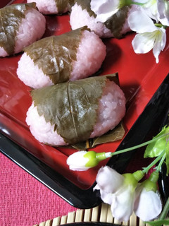 炊飯器で簡単【桜餅】道明寺を使いました-レシピのメイン写真