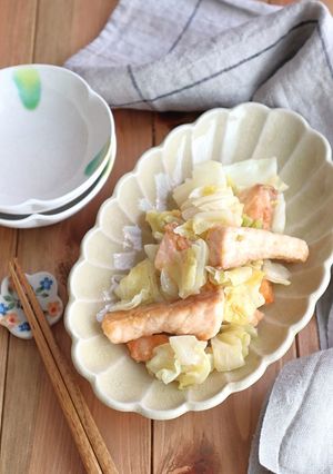 鮭とキャベツのゆずこしょう炒め-レシピのメイン写真