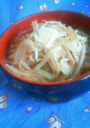野菜たっぷり☆ゴマ味噌バターラーメン-レシピのメイン写真