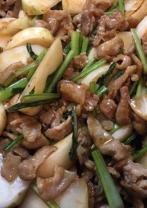 カブと豚肉のピリ辛炒め-レシピのメイン写真