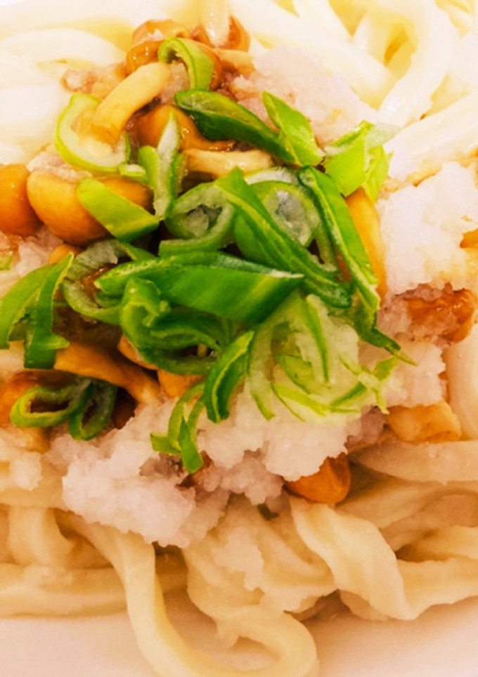 手作りつゆ♪おろしなめこのぶっかけうどん-レシピのメイン写真