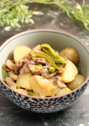 レンジで簡単！新じゃがと新玉葱の肉じゃが-レシピのメイン写真