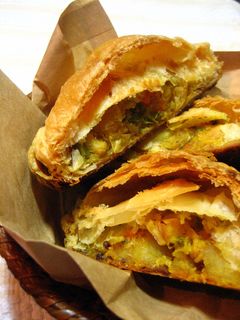 サモサ風 カレーパイ-レシピのメイン写真
