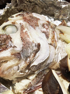 オーブンで鯛のアラの酒蒸し(ホイル焼き)-レシピのメイン写真