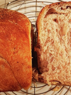 捏ねないいちごミルク食パン-レシピのメイン写真