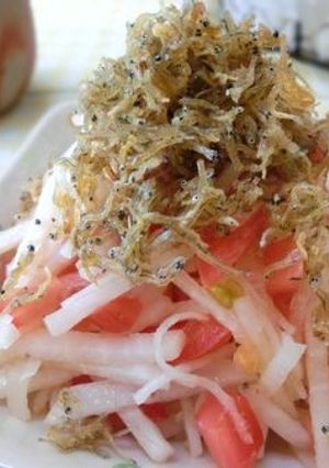 熱々ごま油で♪大根とトマトのじゃこサラダ-レシピのメイン写真