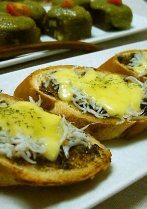 フランスパンであっと驚く！和風ピザ？-レシピのメイン写真