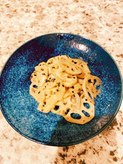 黒ごま香る蓮根のきんぴら-レシピのメイン写真