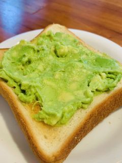 マヨなしアボカドトースト-レシピのメイン写真