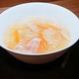 ボーンブロスの簡単ベーコンと白菜のスープ
